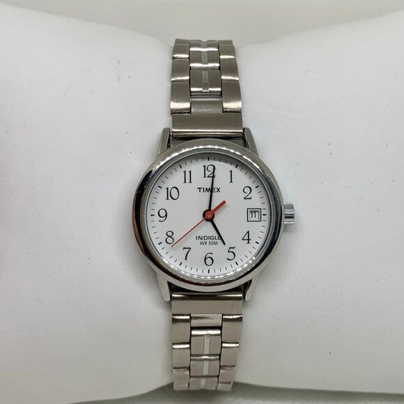 Timex indiglo women date watch silver tone 25mm quartz stainless size 7” running - Picture 1 of 8
